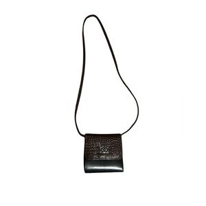 5/$25 Like new Vegan leather mini crossbody wallet with detachable strap